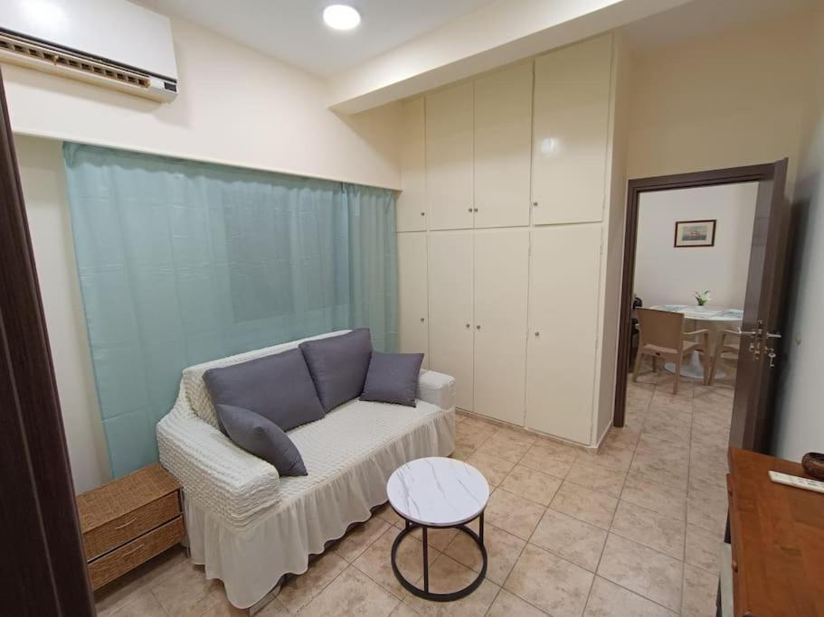 Athens Sky Suites 1 Pire Dış mekan fotoğraf
