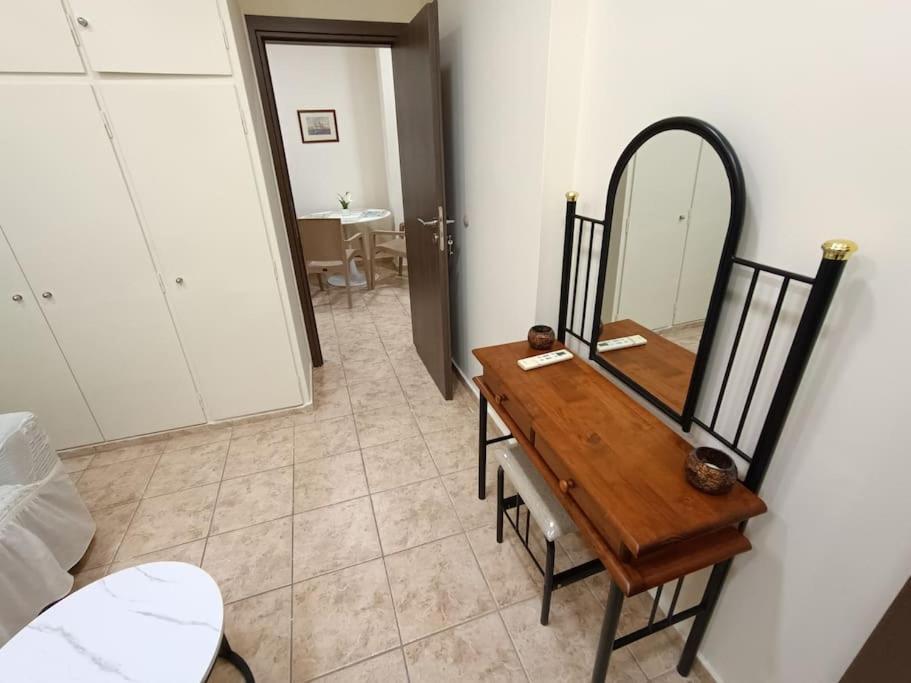 Athens Sky Suites 1 Pire Dış mekan fotoğraf